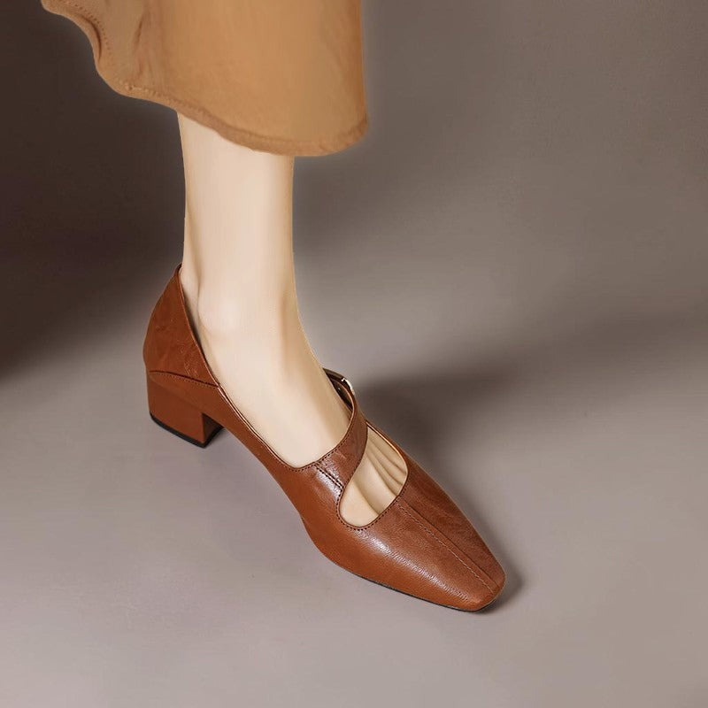 Quera | Chiseled Square-Toe Mary Jane Pump with Gold Bit