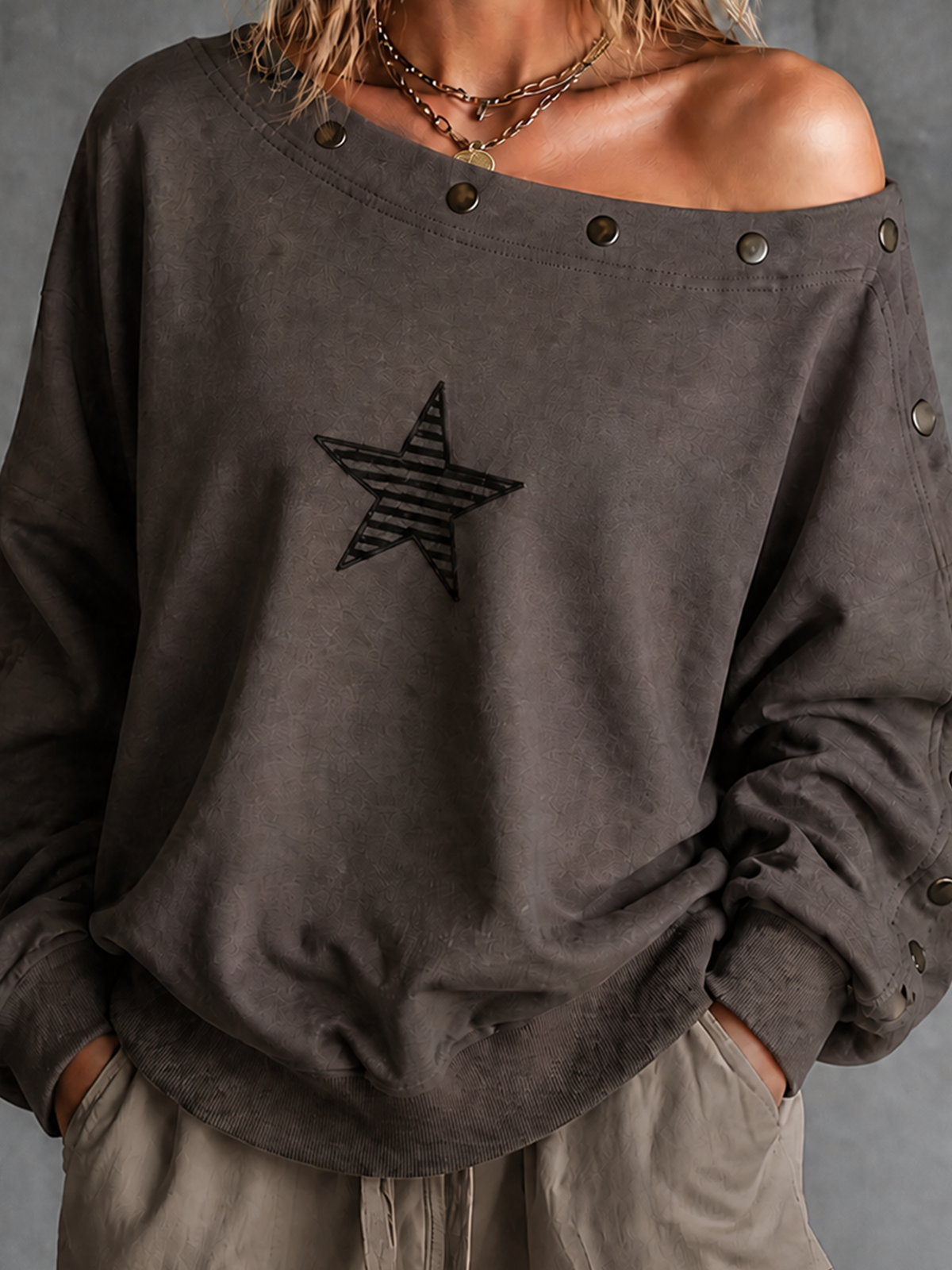 Corisande™ Star Embroidery Sweatshirt