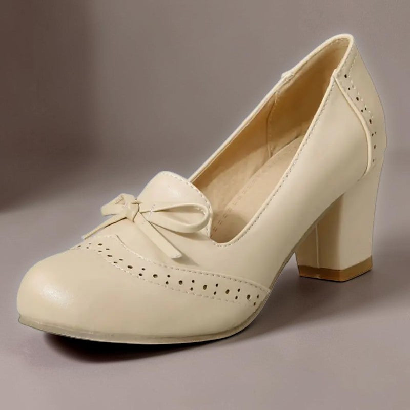 Adelaide | Bow Slip-On Pumps with Closed-Toe Shape